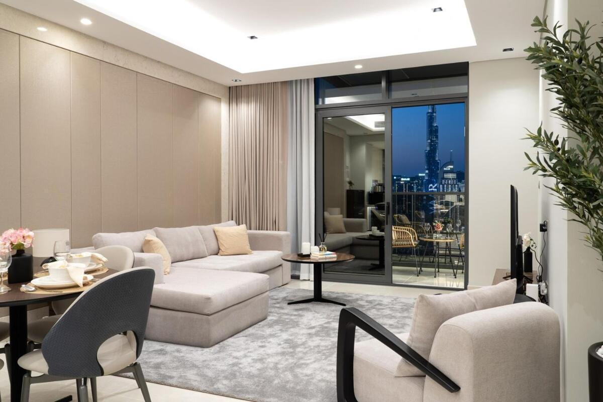 Apartment Royal Vista At Nobles Tower - Business Bay Views - Brand New Luxury 3br Dubai