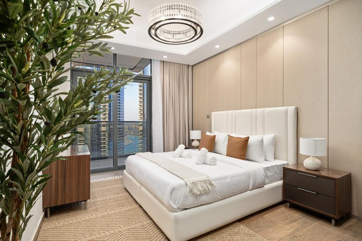 Apartment Royal Vista At Nobles Tower - Business Bay Views - Brand New Luxury 3br Dubai