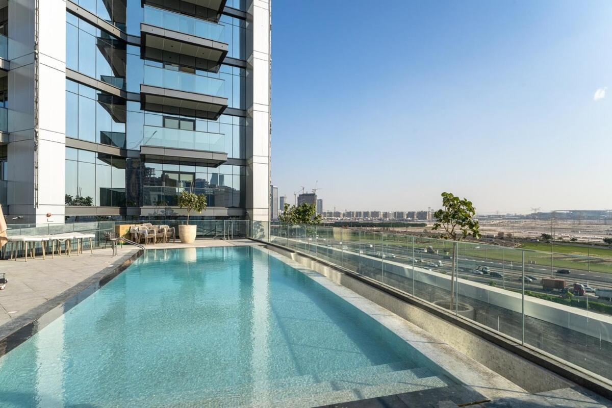 Royal Vista At Nobles Tower - Business Bay Views - Brand New Luxury 3br * Dubai